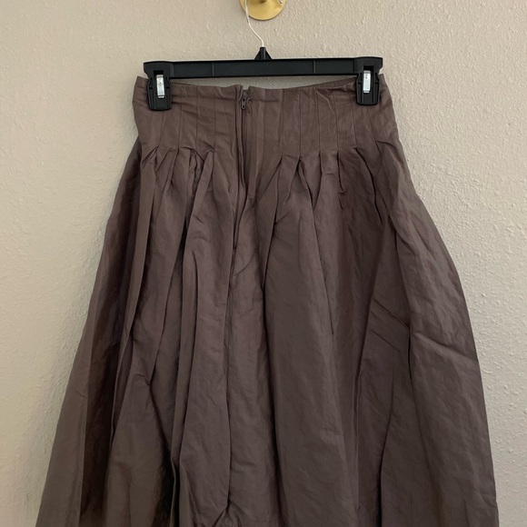 Early Aughts H&M Full High Waist Skirt - Picture 3 of 8